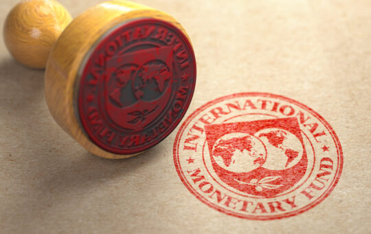 IMF Says Making Bitcoin a National Currency is an 'Inadvisable Shortcut'