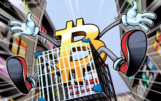 Bitcoin exchange balances trend back to historic lows as BTC withdrawals resume in January