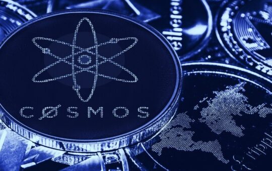 Cosmos Rises 12.5%, Defying Crypto Market Dip