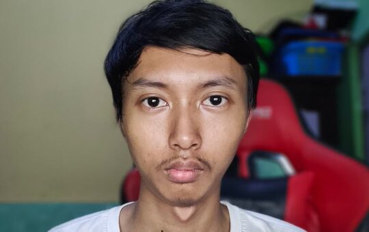 Indonesian Boy Ghozali Makes Bank Selling a Thousand Selfies as NFTs on OpenSea
