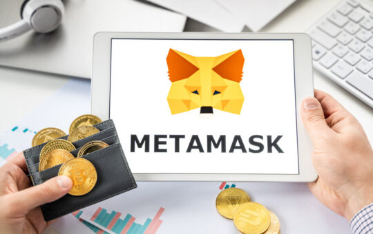 MetaMask iPhone Users can now buy cryptocurrencies using Apple Pay