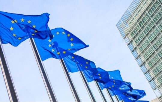 EU Bans High-Value Crypto Services to Russia in New Round of Sanctions