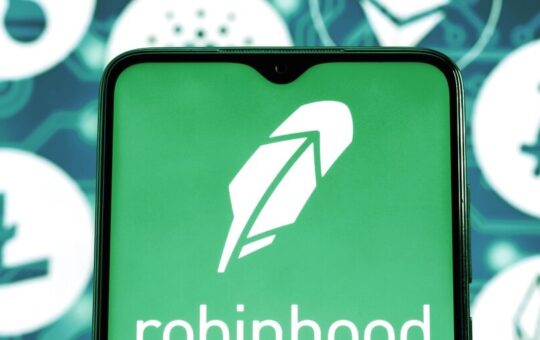 Robinhood Plans Ethereum Wallet With DeFi, NFT Trading—And No User Gas Fees