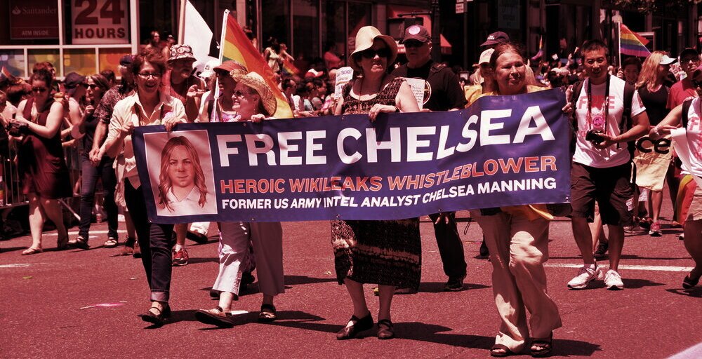 Chelsea Manning Bullish on Bitcoin Technology but ‘Skeptical’ of Economic Impact