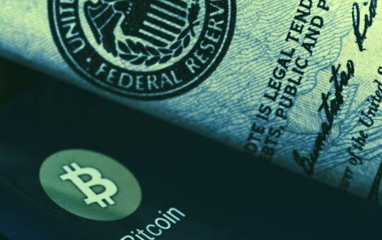 Fed Vice Chair Calls for More Crypto Regulation, Notes Terra Collapse