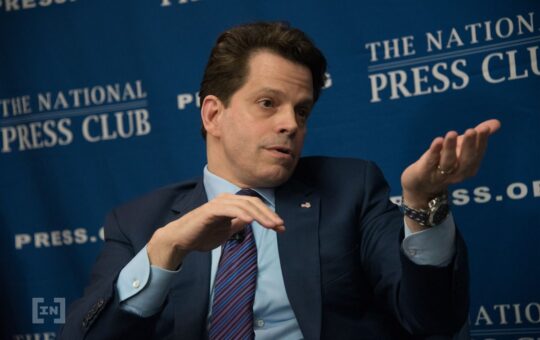 Scaramucci’s SkyBridge Capital Suspends Redemptions in a Crypto-Linked Fund