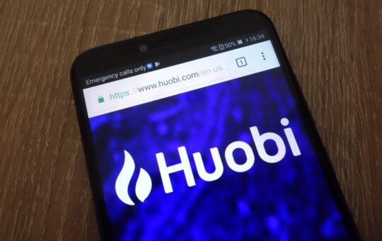 FTX CEO denies the exchange was planning to acquire Huobi