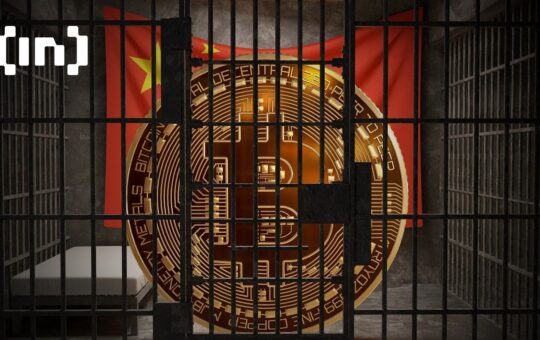 Bitcoin Bribes: Chinese Spies Tried to Buy Off US Official with BTC