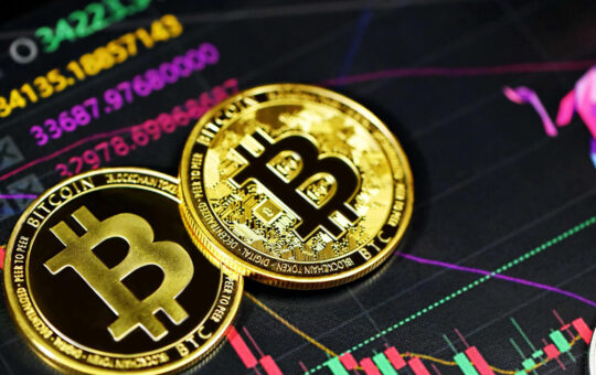 bitcoin could hit $180,000 by april of 2024 fundstrat