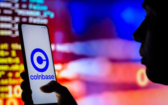 Coinbase Met With SEC Over Grayscale's Proposed Ethereum ETF