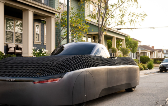 Flying Cars Draw Nearer With Latest ‘Jetsons Law’