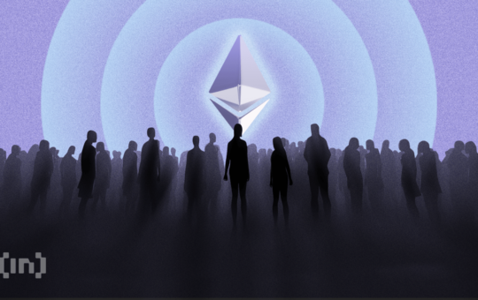 Crypto Inflows Near $2 Billion as Ethereum Outshines Bitcoin in Altcoin-Led Rally